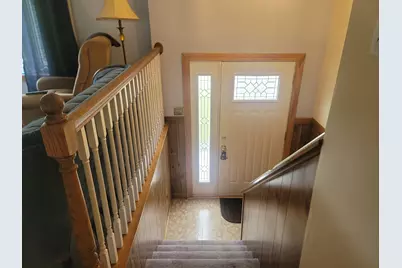 90 Lynn Fells Parkway, Saugus, MA 01906 - Photo 3