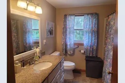 90 Lynn Fells Parkway, Saugus, MA 01906 - Photo 7