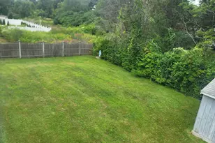 90 Lynn Fells Pkwy, Saugus, MA 01906 - Photo 13