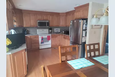 90 Lynn Fells Parkway, Saugus, MA 01906 - Photo 9