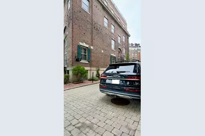 1 West Hill Place, Boston, MA 02114 - Photo 31