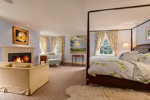 1 W Hill Pl, Boston, MA 02114 - Photo 17