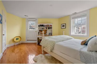 1 West Hill Place, Boston, MA 02114 - Photo 23