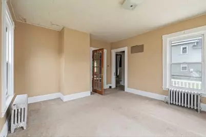 184 Groveland St, Haverhill, MA 01830 - Photo 9