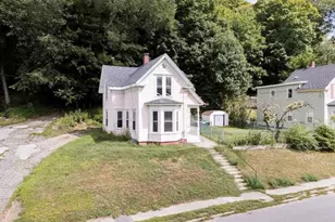 184 Groveland St, Haverhill, MA 01830 - Photo 1