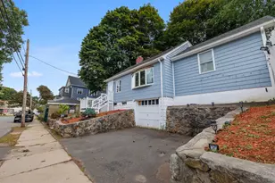 31 Endicott St, Saugus, MA 01906 - Photo 3