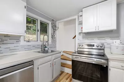 31 Endicott St., Saugus, MA 01906 - Photo 13