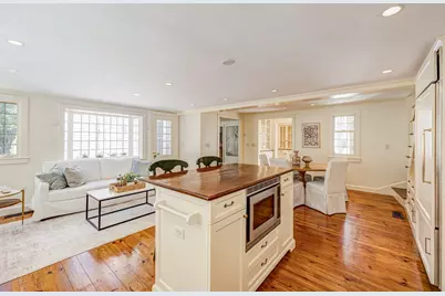 284 Woodland Road, Brookline, MA 02467 - Photo 21