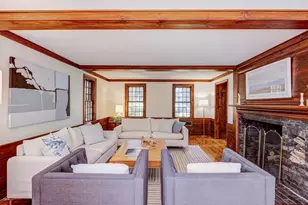 284 Woodland Rd, Brookline, MA 02467 - Photo 17