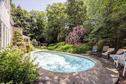 284 Woodland Road, Brookline, MA 02467 - Photo 7