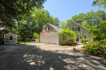 284 Woodland Road, Brookline, MA 02467 - Photo 3
