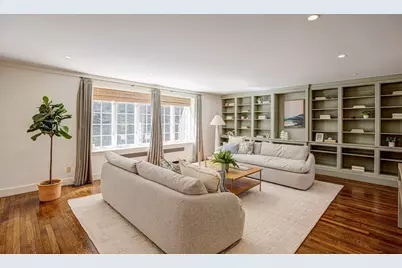284 Woodland Road, Brookline, MA 02467 - Photo 15