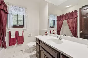 121 Pheasants Crossing, West Springfield, MA 01089 - Photo 27