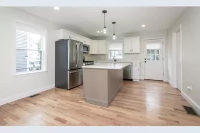 32 Union St #32, Lowell, MA 01852 - Photo 3