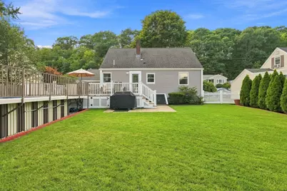 17 Greenwood Road, Peabody, MA 01960 - Photo 33