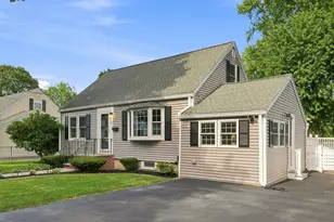 17 Greenwood Rd, Peabody, MA 01960 - Photo 3