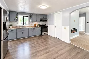 138 Camden St, Methuen, MA 01844 - Photo 1