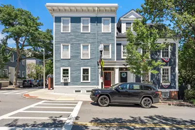 209 Bunker Hill St #1, Boston, MA 02129 - Photo 15
