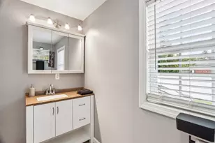 281 Washington St, Taunton, MA 02780 - Photo 11