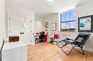17 Hawley St, Northampton, MA 01060 - Photo 21