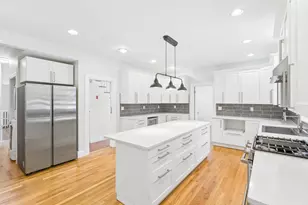 1776 Commonwealth Ave, Boston, MA 02135 - Photo 9