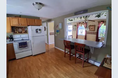 10 Marcam Village Rd #10, Oxford, MA 01537 - Photo 3