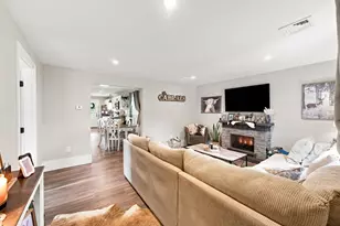 47 Perkins St, Somerset, MA 02725 - Photo 9