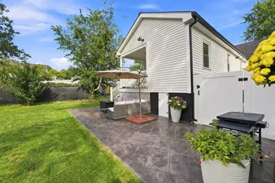47 Perkins St, Somerset, MA 02725 - Photo 33