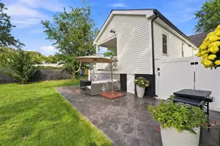 47 Perkins St, Somerset, MA 02725 - Photo 33