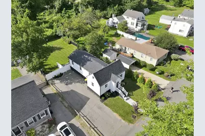 47 Perkins St, Somerset, MA 02725 - Photo 3