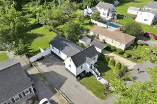 47 Perkins St, Somerset, MA 02725 - Photo 3