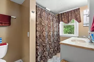 543-547 Quinapoxet St, Holden, MA 01522 - Photo 27