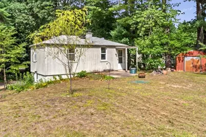 543-547 Quinapoxet St, Holden, MA 01522 - Photo 29