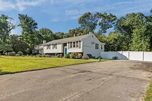 77 Quequechan Rd, Taunton, MA 02780 - Photo 3