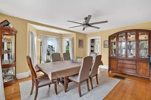 53 Irving St, Medford, MA 02155 - Photo 7