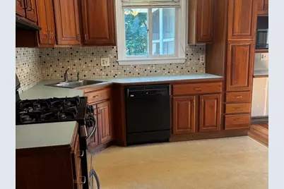 33 Chartley Brook Ln, Attleboro, MA 02703 - Photo 17
