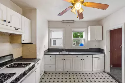 126 Belgrade Avenue #1, Boston, MA 02131 - Photo 13