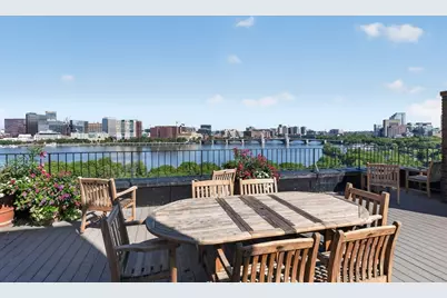 172 Beacon St #3, Boston, MA 02116 - Photo 35