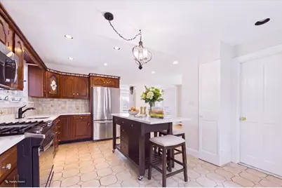 9 Granada Ave, Boston, MA 02131 - Photo 21