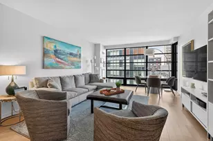 580 Washington St, Boston, MA 02111 - Photo 1