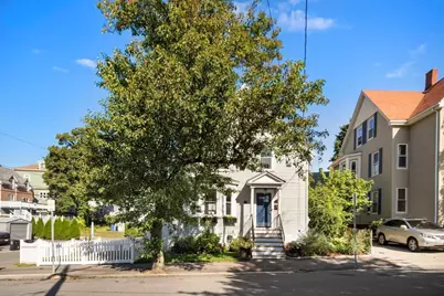 50 Columbia St, Swampscott, MA 01907 - Photo 3