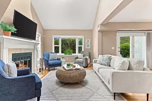 28 Whaler Ln, Quincy, MA 02171 - Photo 1