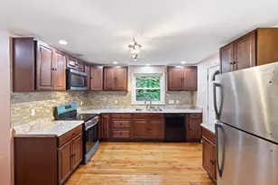 24 College Farm Rd, Waltham, MA 02451 - Photo 9