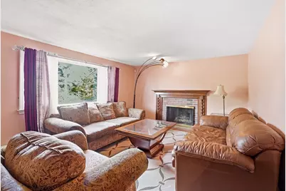 24 College Farm Rd, Waltham, MA 02451 - Photo 5