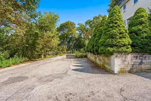 24 College Farm Rd, Waltham, MA 02451 - Photo 25