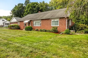 538 Newton St, South Hadley, MA 01075 - Photo 3