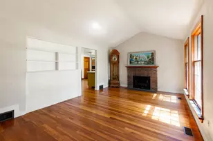 220 Essex St, Lynnfield, MA 01940 - Photo 25