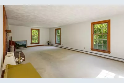 220 Essex St, Lynnfield, MA 01940 - Photo 31