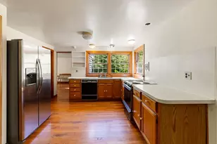 220 Essex St, Lynnfield, MA 01940 - Photo 21