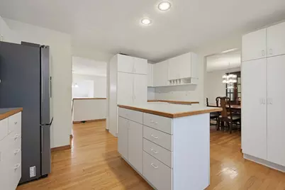 109 Davis Road, Bedford, MA 01730 - Photo 15